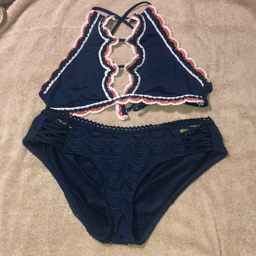 BECCA 2pc Navy Blue and White Bikini Set Crochet EXCELLENT